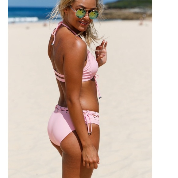 🔥ALL LACED UP🔥Halter Bralette Bikini Two Piece Swimsuit Pink S/M/L NWT - Picture 4 of 5